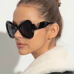 New! Valentino V GOLD III VLS 138A, Chic Black Sunglasses, Authentic